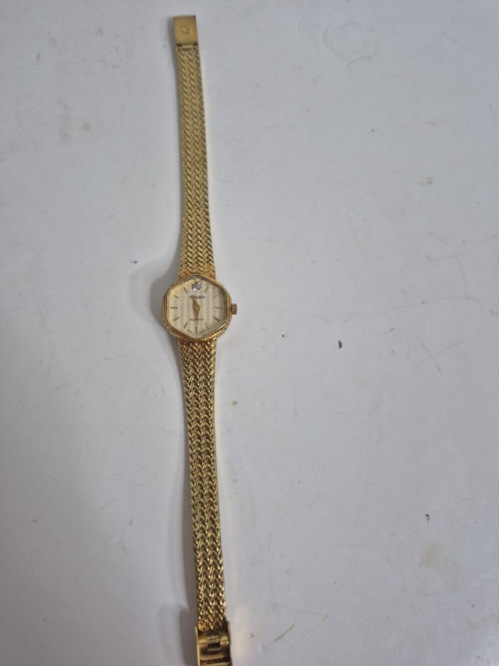 Vintageg Gruen Ladies Watch Gold Tone Diamond On 12 Marker